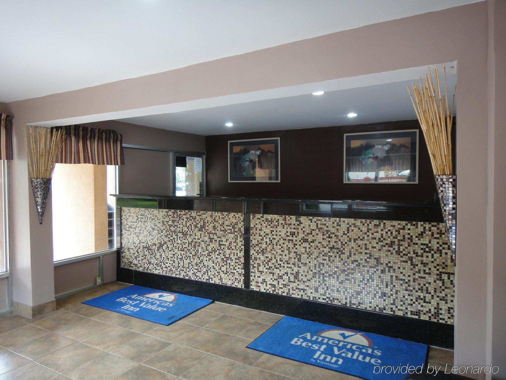 Red Roof Inn Plus+ Birmingham East - Irondale/Airport מראה פנימי תמונה