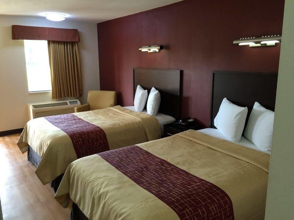 Red Roof Inn Plus+ Birmingham East - Irondale/Airport מראה חיצוני תמונה