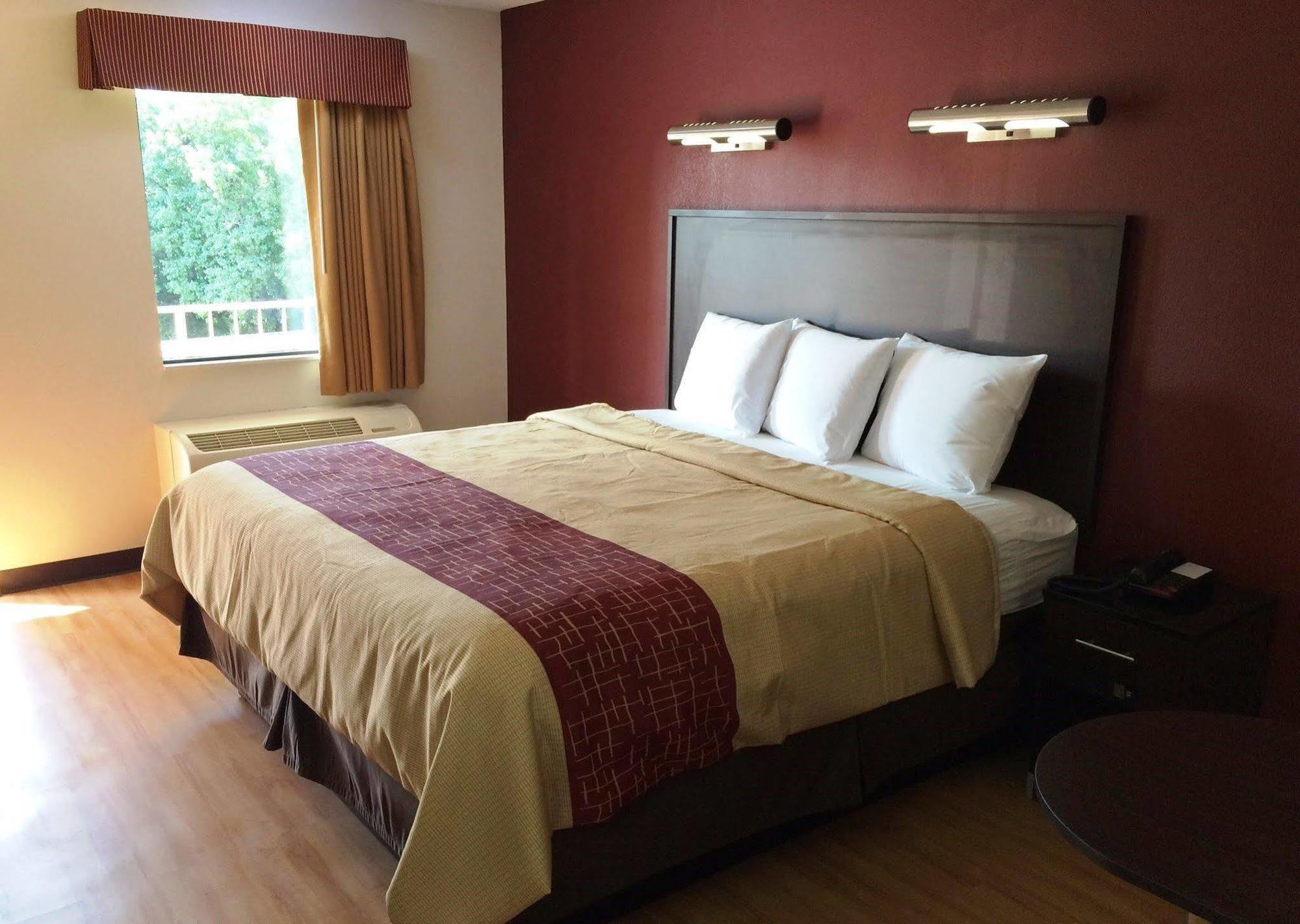 Red Roof Inn Plus+ Birmingham East - Irondale/Airport מראה חיצוני תמונה